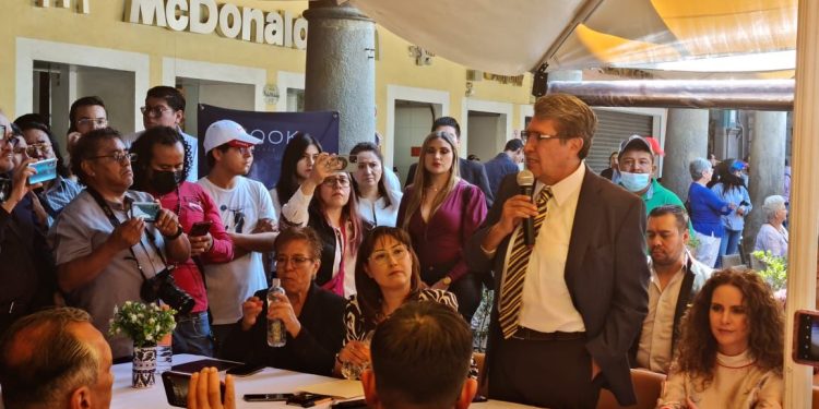 Ricardo Monreal, afirmó que se requiere de un nuevo sistema de justicia en el país, en el que haya jueces honestos que no tengan aptitudes de complicidad, corrupción o de vendettas políticas.