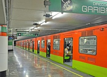 Hombre fallece tras arrojarse a las vías del metro en la estación Atlalilco