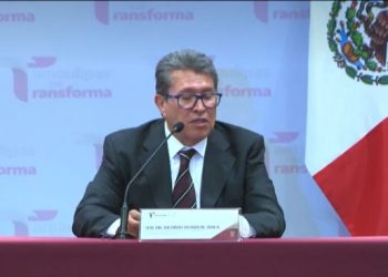 Monreal considera desafortunado que TEPJF permita dimisión de Mario Delgado al frente de Morena