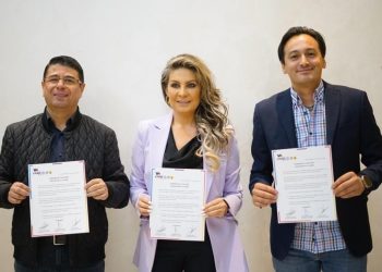 A pesar de que desde el Gobierno capitalino los presionaron para romper, finalmente la dirigencia del PRI en la capital tuvo que ceder ante otra presión más fuerte, la de su líder nacional, Alejandro Moreno (a) Alito.