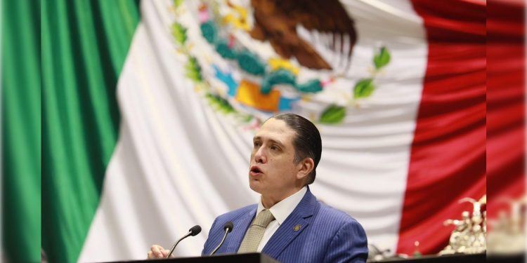 Los niños merecen estudiar en lugares dignos y seguros y que el presupuesto del Inifed se utilice responsablemente: Luis Mendoza