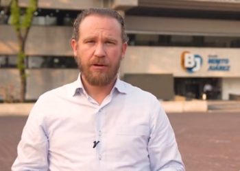 Entre los panistas, uno de los principales argumentos para que quien sea su abanderado a la Jefatura de Gobierno sea militante del partido es porque desde el año 2000, que abarca tres elecciones, tres sexenios, han postulado a externos.