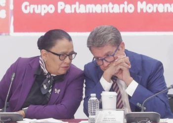 En el partido gobernante, Morena, van ocurriendo hechos que de igual manera reducen el número de contendientes reales, más allá de los que levantan la mano sólo para el relleno y negociar algo con su derrota.