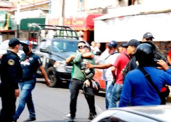 Suspende SSC a policías en Tepalcates por agredir a periodista