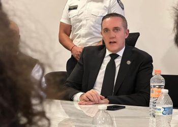 Entre los priístas que conocen a Adrián Rubalcava saben que no ha dejado de cocinar su 'plan B' para el proceso electoral de 2024. Es parecido a lo que hizo Manuel Velasco: ser una corcholata más para legitimar la selección de candidato de Morena para la Ciudad de México.