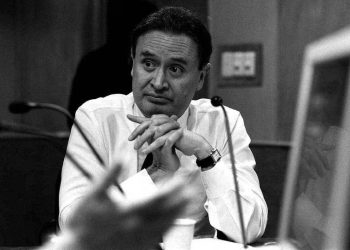 Apenas iniciado su gobierno, el 5 de diciembre de 2018 la jefa de Gobierno, Claudia Sheinbaum ordenó una persecución contra el periodista Ricardo Rocha (qepd) para destituirlo antes de tiempo de la Dirección General del Canal del Congreso de la Ciudad de México, en la cual tenía contrato firmado hasta 2022.