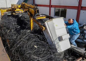 Continúa el retiro de cable en desuso de ÁO