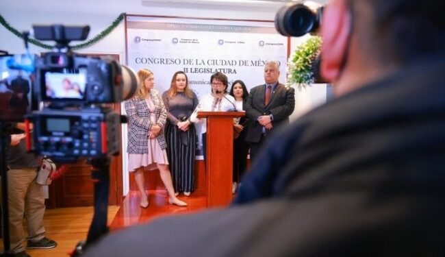 Conmemora Morena el Día Internacional del Orgullo LGBTTTIQ+