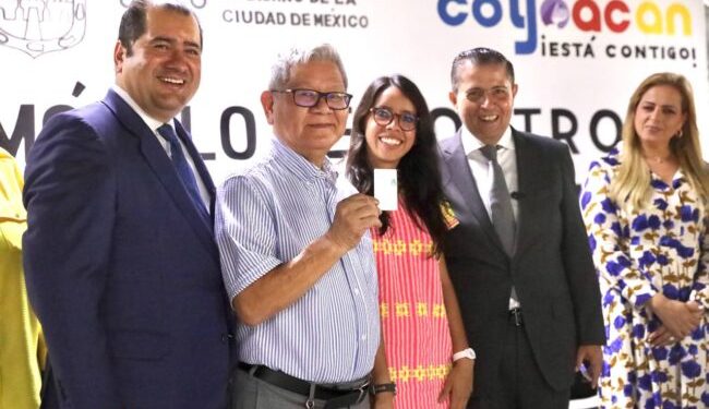 Inaugura Giovani Gutiérrez 1er Módulo de Control Vehicular y Licencias