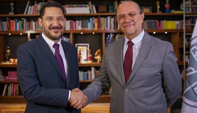 Designa Batres a Ricardo Ruiz en la Secretaría de Gobierno