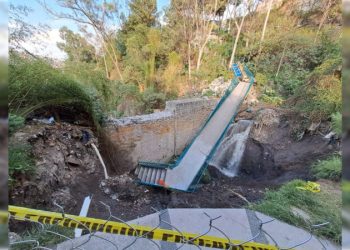 Colapsó el Puente de las Aves en ÁO