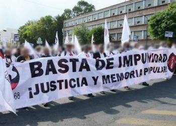 Marchan por el 52 aniversario del ‘Halconazo’ en CDMX