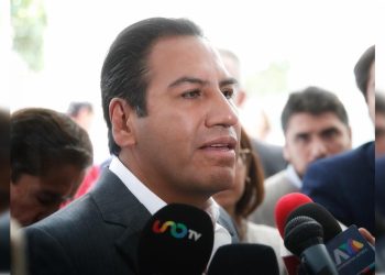 El presidente de la Junta de Coordinación Política, Eduardo Ramírez Aguilar, destacó que se trabaja de cerca con los Grupos Parlamentarios, para construir la mayoría calificada que requiere la designación de una ministra de la Suprema Corte de Justicia de la Nación.  FOTO: Especial