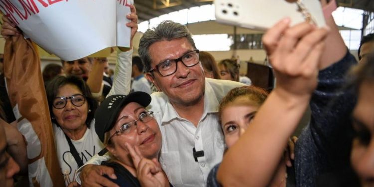 Ricardo Monreal afirmó que ya es momento de atender las necesidades más urgentes del país, que afectan la calidad de vida de la población y, en muchas ocasiones, “la misma sobrevivencia”, problemas como la inseguridad que ha causado estragos en la sociedad.