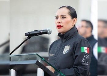 En las últimas semanas, entre líderes de oposición de la Ciudad de México ha empezado a crecer la desconfianza sobre la alcaldesa de Cuauhtémoc, Sandra Cuevas, a quien la empiezan a ver como factor de división, jalando para su molino.