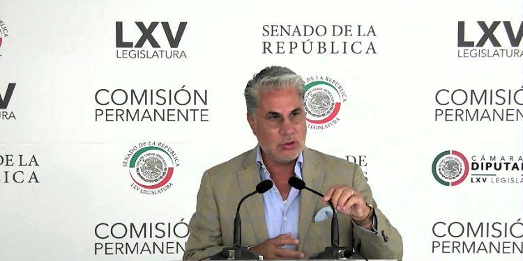 Cercanos a Ricardo Monreal expresan una preocupación real por la irrupción de la senadora Xóchitl Gálvez en la sucesión presidencial 2024, lo que ha modificado los escenarios políticos a nivel nacional, pero repercutirá quizás con mayor acento en la contienda por la Ciudad de México.