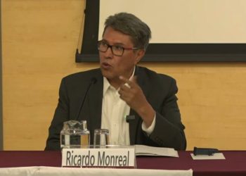 Atender pobreza, reforzar policías y mejorar sistema de justicia, factores para garantizar seguridad pública, propone Monreal