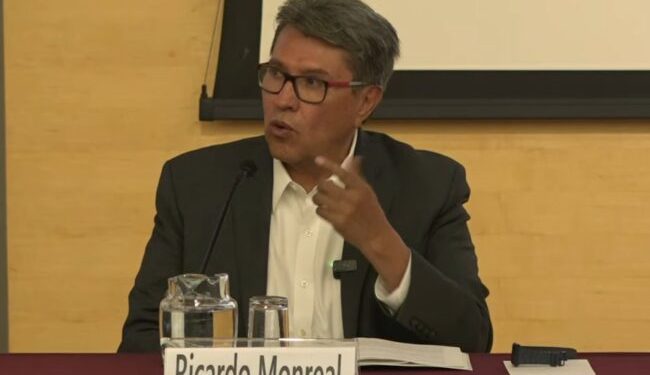 Atender pobreza, reforzar policías y mejorar sistema de justicia, factores para garantizar seguridad pública, propone Monreal