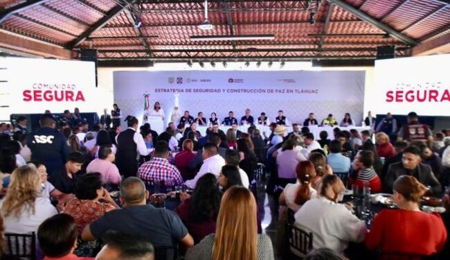Secretario de Seguridad se reúne con los Comités de Seguridad de Tláhuac