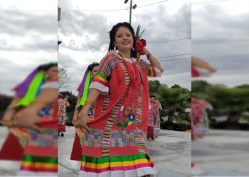 Presenta Alcaldía Azcapotzalco desfile de trajes regionales de Oaxaca