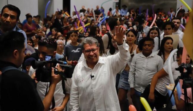 Fundamental, encontrar formas innovadoras para conservar y utilizar el agua en el país: Ricardo Monreal