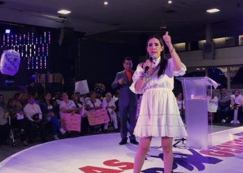 Ahora que Mariana Moguel Robles se destapó para buscar la candidatura a la Jefatura de Gobierno de la CDMX, todo apunta que entre los priístas las circunstancias cambiaron, y ahora será la más firme competencia de Adrián Rubalcava al interior de ese partido. FOTO: X Mariana Moguel