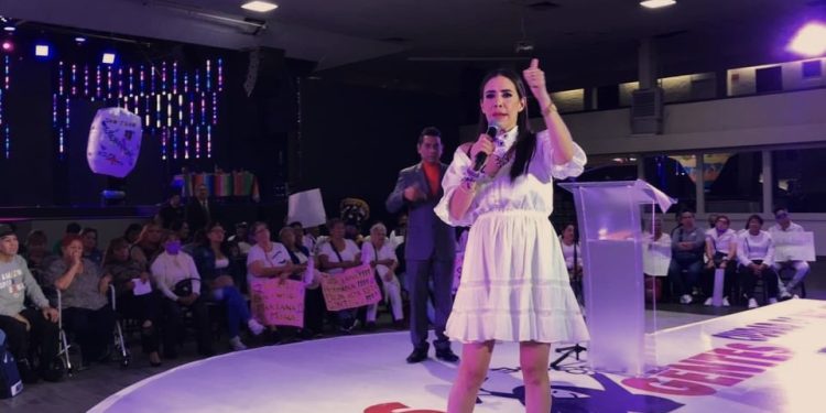 Ahora que Mariana Moguel Robles se destapó para buscar la candidatura a la Jefatura de Gobierno de la CDMX, todo apunta que entre los priístas las circunstancias cambiaron, y ahora será la más firme competencia de Adrián Rubalcava al interior de ese partido. FOTO: X Mariana Moguel