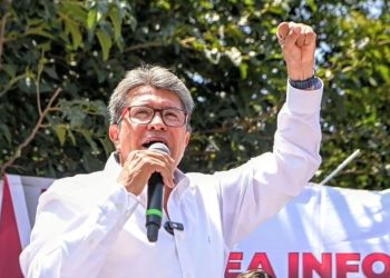 La corcholata presidencial Ricardo Monreal lo sabe y en Morena también: si el presidente Andrés Manuel López Obrador cumple su ofrecimiento, el zacatecano será candidato a la Jefatura de Gobierno de la CDMX. FOTO: Especial