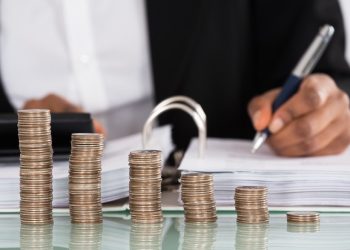 Ocurrieron dos hechos atípicos en la historia reciente de la CDMX: se rezagó su crecimiento económico (3%) respecto del nacional y la consecuencia: los chilangos perdieron, en promedio el 7% de sus ingresos, si se comparan estadísticas oficiales de 2022 versus 2018.