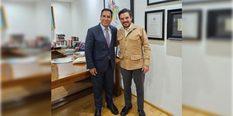 Se reunió Eduardo Ramírez con  Zoé  Robledo