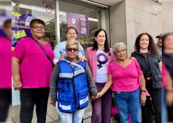 La alcaldesa Lía Limón firmó un convenio e instaló el Punto Violeta 157, en lo que va de su administración, en la sucursal Olivar del Conde 2ª Sección de la empresa Coppel. FOTO: Alcaldía Álvaro Obregón