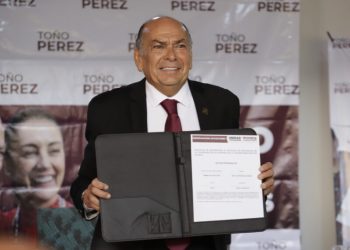 Soy un hombre de encargos y no de cargos!, afirma Pérez Garibay