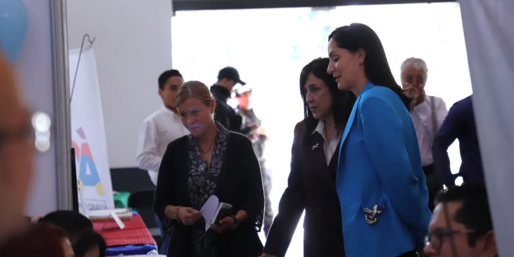 Más de 500 personas asistieron a la Novena Feria del Empleo: Lía Limón