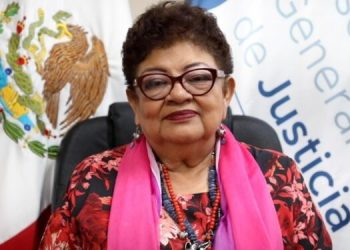 En los próximos días iniciará la que será una de las primeras grandes batallas entre las virtuales candidatas presidenciales, Xóchitl Gálvez, ungida ayer coordinadora del Frente Amplio por México (PAN, PRI y PRD) y Claudia Sheinbaum –a ser designada el próximo miércoles–, de la coalición Juntos Hacemos Historia (Morena, PT y PVEM). IMAGEN: Archivo FGJCDMX