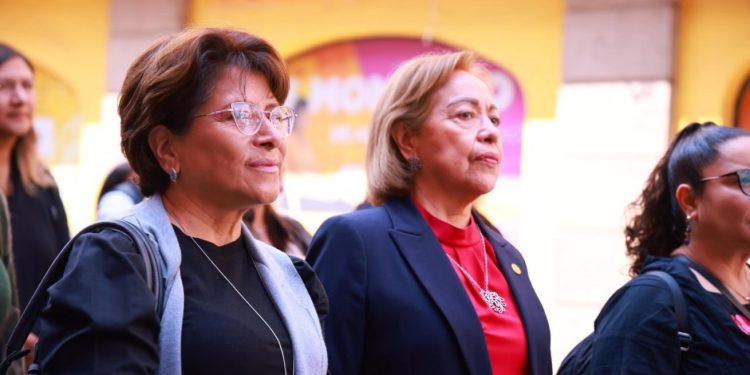 La coordinadora de Morena en el Congreso de la Ciudad de México y aspirante a la candidatura por la Alcaldía Iztapalapa Martha Ávila celebró la publicación de la convocatoria de su partido para la selección del coordinador de la Ciudad de México para la Defensa de la Cuarta Transformación, que de facto se convertiría en el candidato a la Jefatura de Gobierno. FOTO: X / Martha Ávila