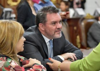 El líder del Partido Acción Nacional en el Congreso de la Ciudad de México, Federico Döring, dijo que el destape anticipado de Omar García Harfuch es parte del “rostro de una desesperación y un fracasado” Gobierno de Morena en la Ciudad de México. FOTO: Congreso CDMX