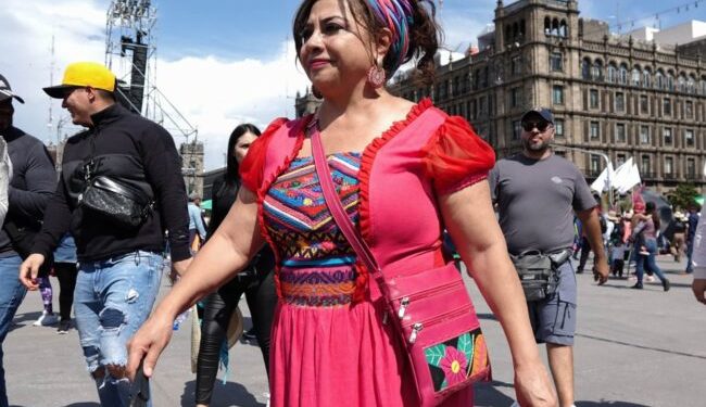 Brugada pide licencia para buscar candidatura de Morena