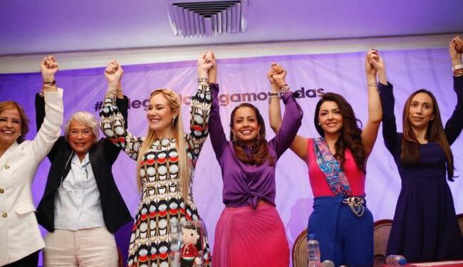 Presentan agenda feminista a favor de Claudia Sheinbaum en apoyo a su proyecto como Coordinadora de Defensa de la Cuarta Transformación