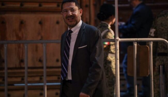 “Es una fake news”; dice Batres sobre absolución del ´Betito´