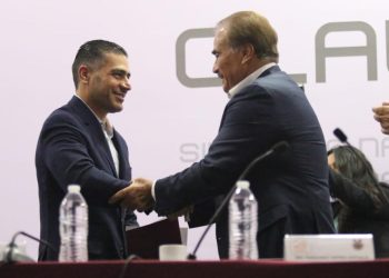 El aspirante a la candidatura de Morena para la Jefatura de Gobierno, Omar García Harfuch dijo que no ha solicitado seguridad extraordinaria durante los recorridos por las Alcaldías de la CDMX, pues que se ha sentido protegido con los ciudadanos. FOTO: Campaña Harfuch