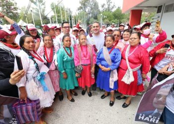 El aspirante a la candidatura de Morena a la Jefatura de Gobierno de la CDMX, Omar García Harfuch visitó la mitad de las alcaldías de la capital, donde se reunió con sectores corporativos del gobierno, asociaciones civiles y vecinos de las demarcaciones. FOTO: Campaña Harfuch