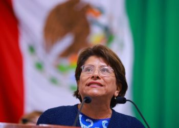 Procede queja ante el IECM de Martha Ávila contra  Taboada por actos anticipados de campaña