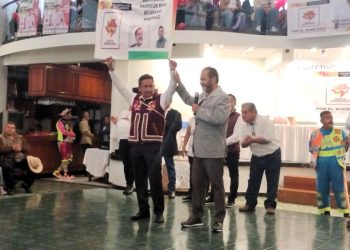 Bejarano se les adelanta por diputaciones; destapa a Carlos Ramírez en Xochimilco