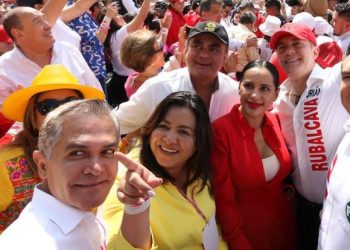 : “De entre quienes aparecen en estas imágenes saldrá quien gobierne la CDMX en 2024. ¡Guárdenla bien!”, posteó el domingo Rubalcava. FOTO: X / LUIS CHÁZARO