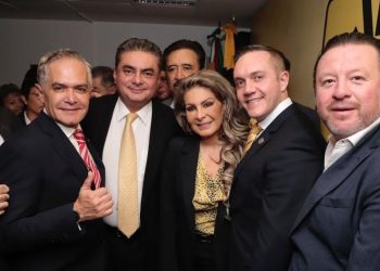 Rubalcava Lanzó un llamado al PAN y al PRD. “Si queremos una candidatura de unidad debemos mostrar cohesión, solidaridad y dejarnos de mezquindades ambiguas que solo confunden al electorado”. FOTO: X / Cházaro