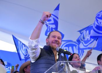 Taboada precisó que las dirigencias le informaron que esta decisión fue para no esperar hasta enero para definir la candidatura, debido a que en Morena ya se había ungido a Clara Brugada como su candidata. FOTO: X / Taboada