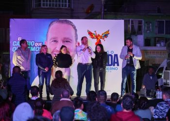 En la colonia Vicente Guerrero, Taboada expuso que la gente en Iztapalapa y en la Ciudad de México quiere un cambio, porque en más de 20 años esta zona de la ciudad sigue con graves problemas que no se han solucionado, por lo que, dijo, urge un cambio. FOTO: X / Taboada