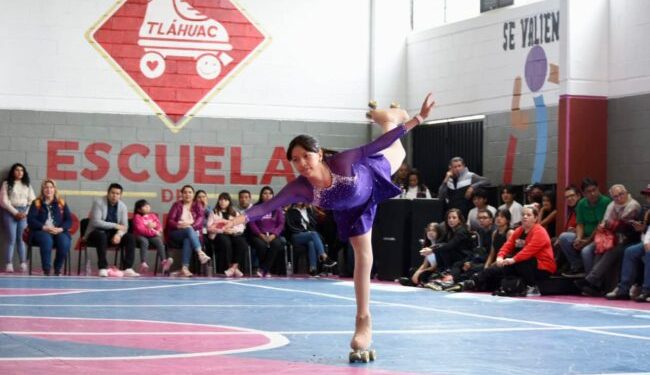 Alcaldesa de Tláhuac inaugura escuela de patinaje