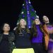 “Este año en la Alcaldía no nos quisimos esperar mucho y decidimos prender nuestro árbol justo al arrancar el mes de diciembre. Como esta será la tercera Navidad que nos toca estar juntas y juntos, queremos hacer una fiesta especial. FOTOS: Alcaldía Álvaro Obregón