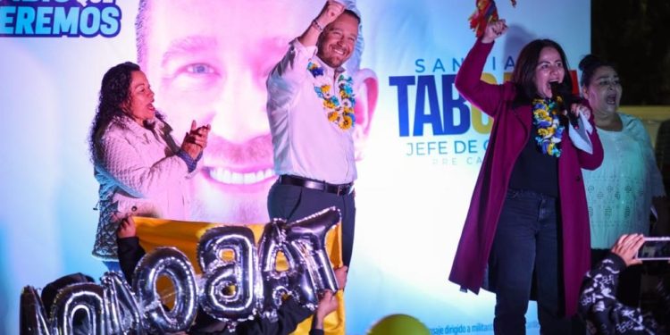 Cuatro días después, a los diputados de Morena y sus aliados en el Congreso de la Ciudad de México no les quedó de otra que darle trámite y aprobar la licencia del alcalde de la Benito Juárez, Santiago Taboada. FOTO: X / Taboada